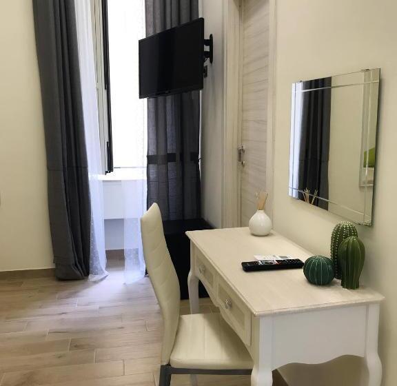 اتاق استاندارد, Speranzella 86