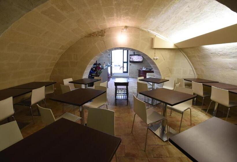 سوییت خانوادگی, Vista Sui Sassi Guest House