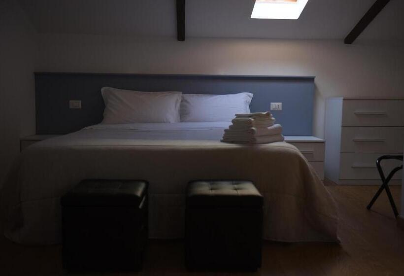سوییت خانوادگی, Vista Sui Sassi Guest House