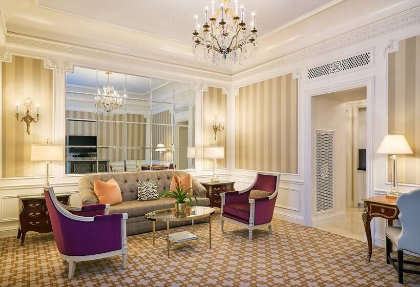 套房, 5th & 55th Residence Club