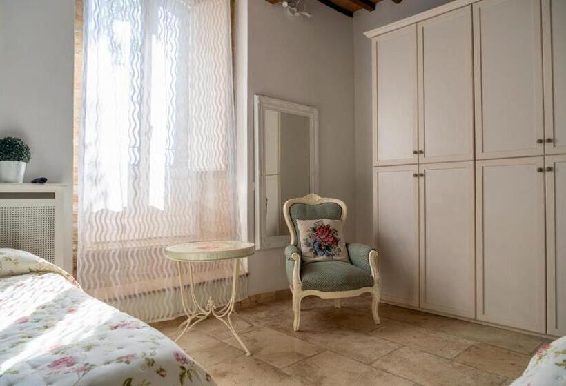 Четырехместный Номер Стандарт Вид на Сад, Agriturismo Percenna