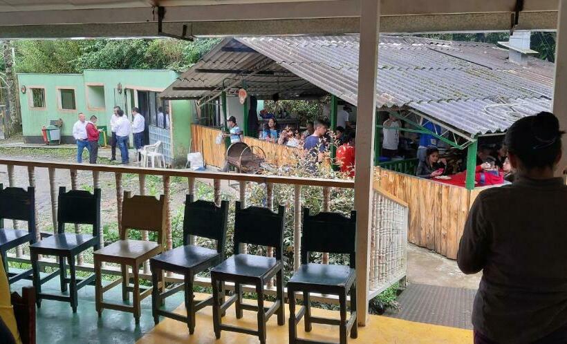 غرفة قياسية, Centro Vacacional Y Recreativo La Ermita   Sasaima