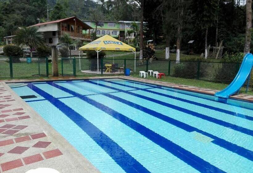 Номер Стандарт, Centro Vacacional Y Recreativo La Ermita   Sasaima