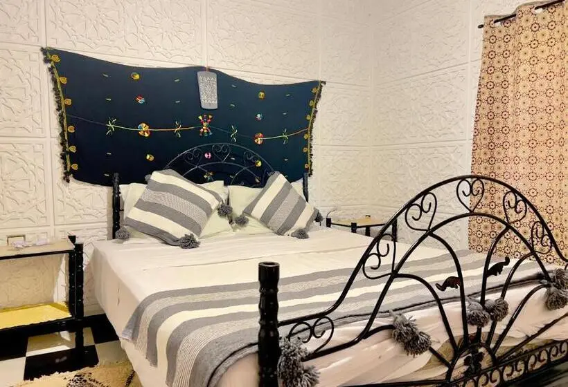 スタンダードルーム, La Maison Traditionnelle Hôtel Et Guesthouse