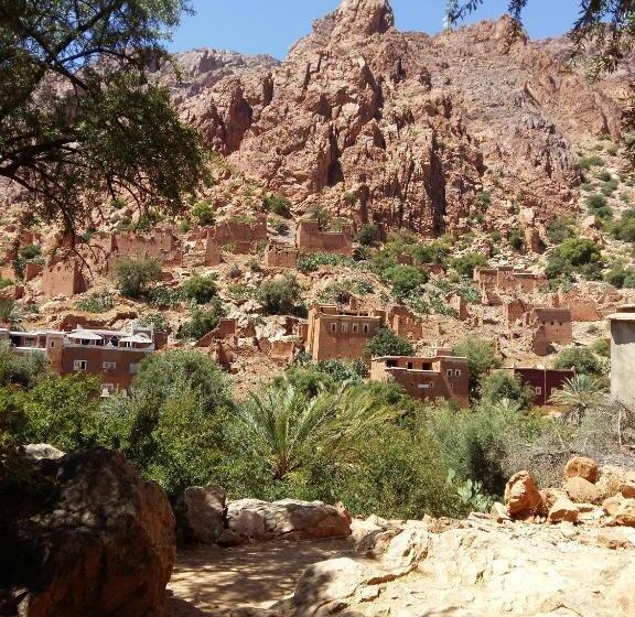 اتاق استاندارد با چشمانداز کوهستان, La Maison Traditionnelle Hôtel Et Guesthouse