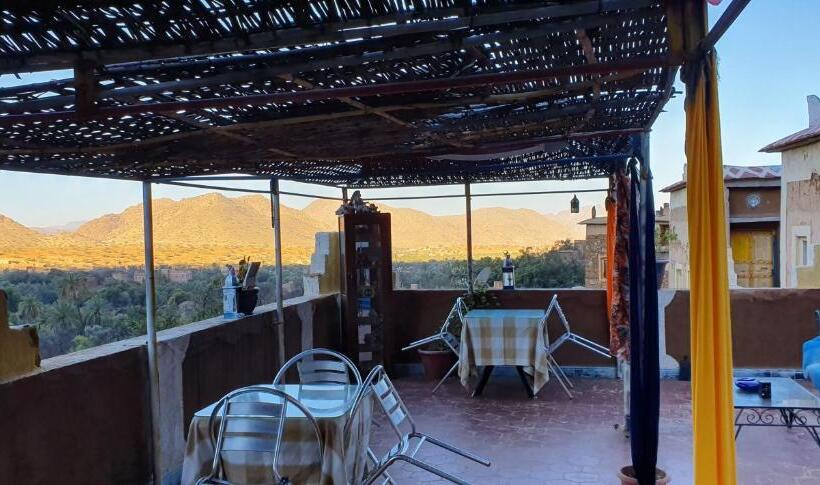 اتاق استاندارد با چشمانداز کوهستان, La Maison Traditionnelle Hôtel Et Guesthouse