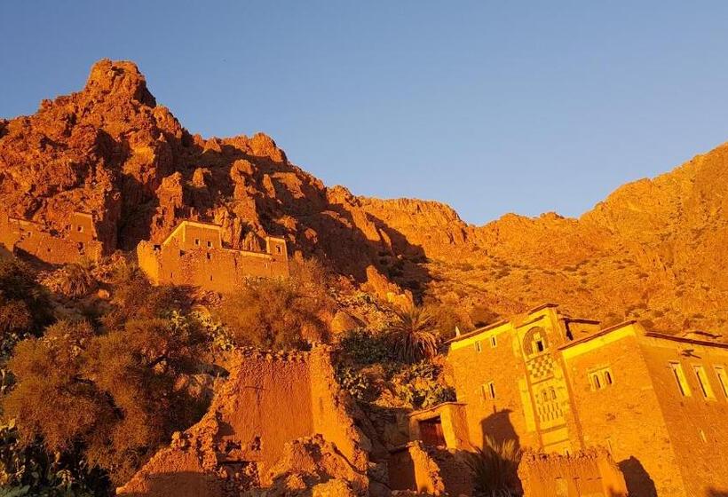 اتاق استاندارد با چشمانداز کوهستان, La Maison Traditionnelle Hôtel Et Guesthouse