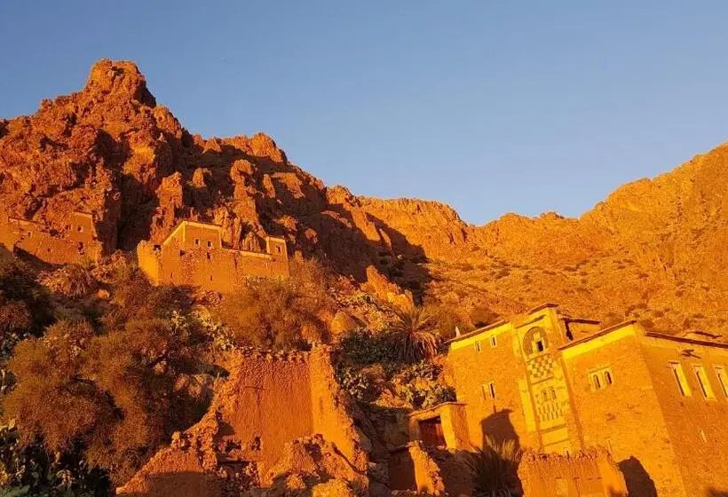 マウンテンビュースタンダードルーム, La Maison Traditionnelle Hôtel Et Guesthouse