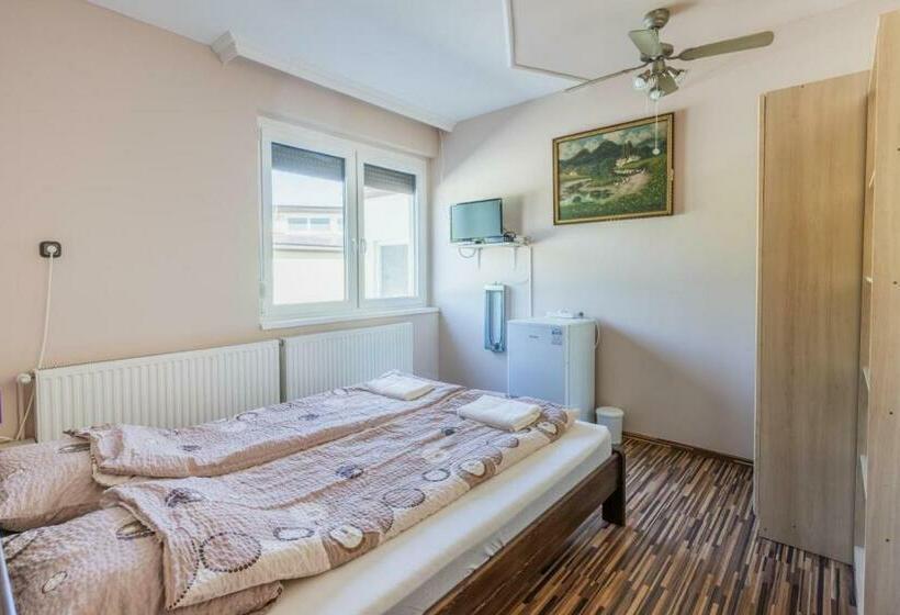 חדר סטנדרט, Tíztó Vendégház