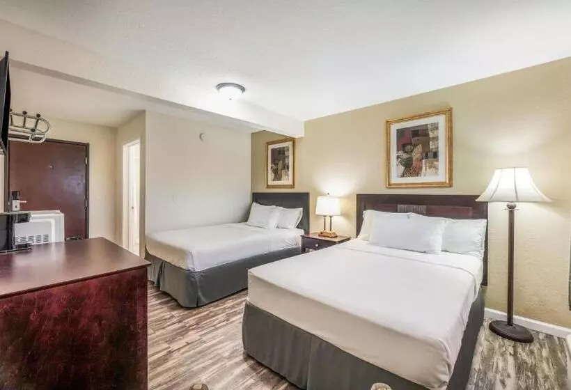 ２ダブルベッドのスタンダードルーム, Americas Best Value Inn Marquette