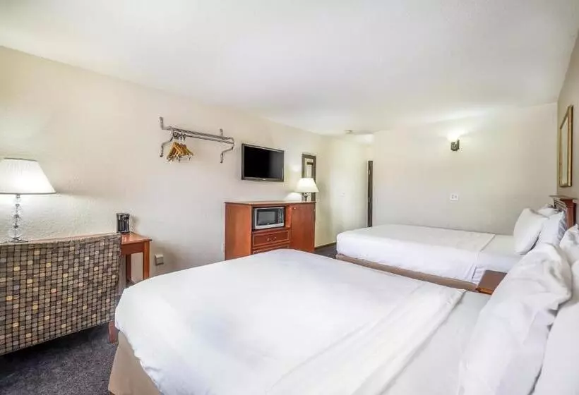 スタンダードルーム, Americas Best Value Inn Marquette