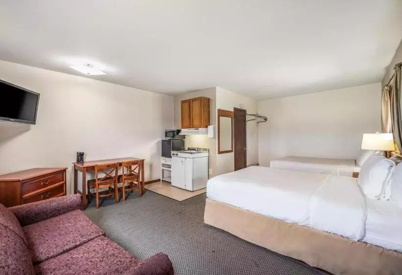２ダブルベッドのスタンダードルーム, Americas Best Value Inn Marquette