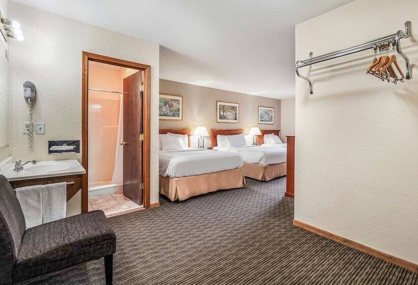 Номер Стандарт 2 Двуспальные Кровати, Americas Best Value Inn Marquette