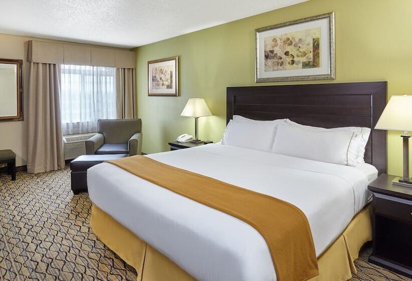 חדר סטנדרט, Holiday Inn Express & Suites Chicago Libertyville, An Ihg
