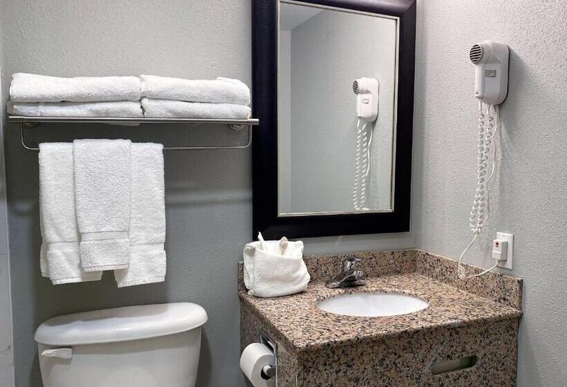 Номер Deluxe, Travelodge By Wyndham Bloomington