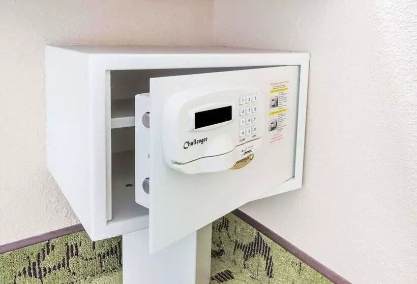 ２ダブルベッドのスタンダードルーム, Travelodge By Wyndham Bloomington