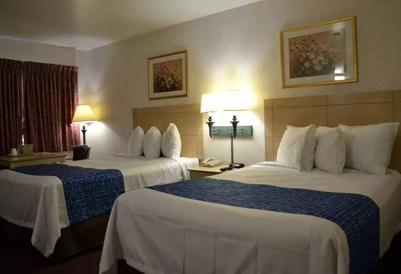 اتاق استاندارد با 2 تخت دوبل, Travelodge By Wyndham Niagara Falls   New York
