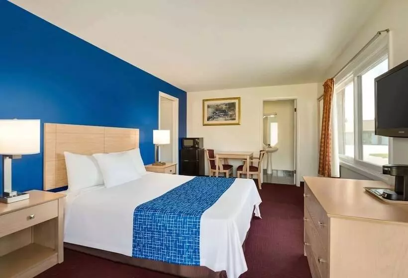 سوئیت 2 خوابه, Travelodge By Wyndham Niagara Falls   New York