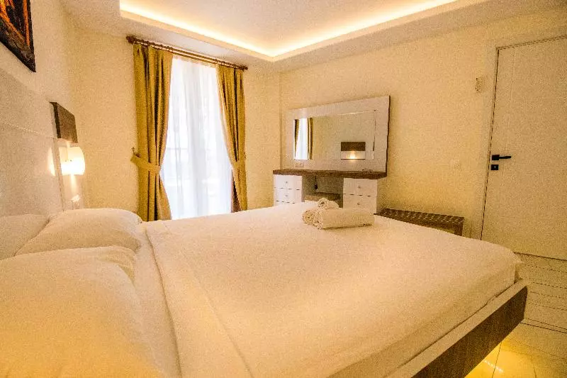 سوئیت با تخت بزرگ, Travelodge By Wyndham Niagara Falls   New York