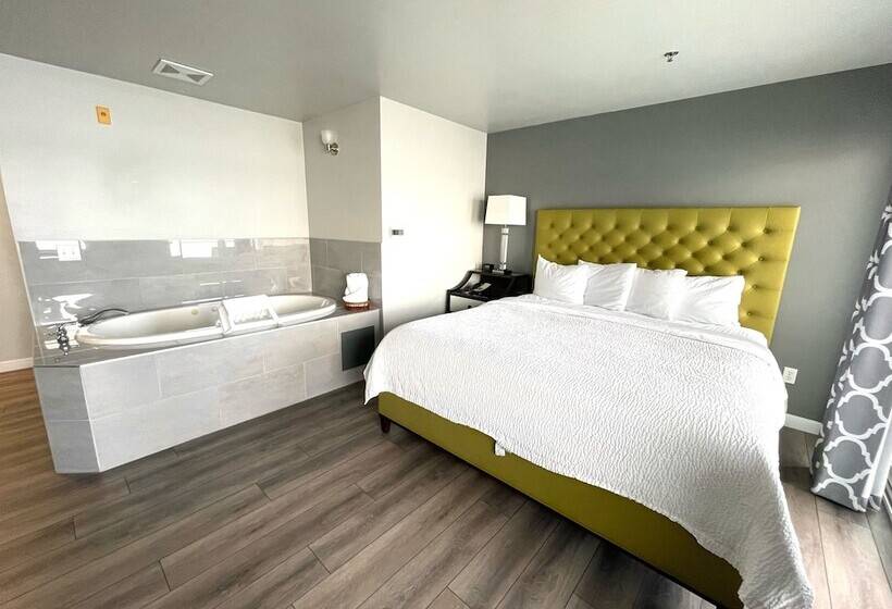 Номер Премиум, Tides Inn & Suites