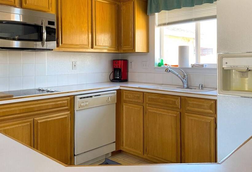 4 Yatak Odalı Ev, Ticaboo Lodge