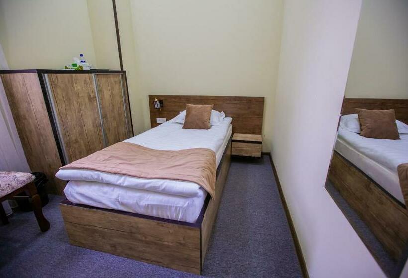 Habitación Estàndard Individual, Art House