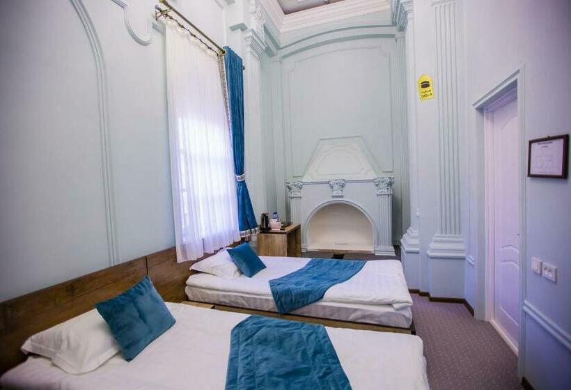 Habitació Estàndard, Art House