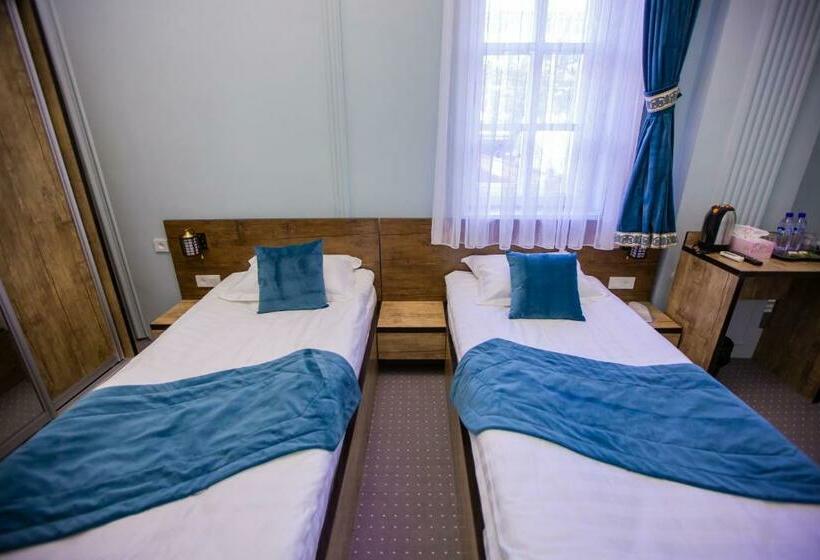 Habitació Estàndard, Art House