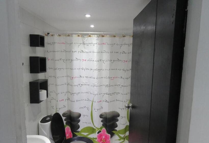 Студия Стандарт, Posada J&j Forbes  2