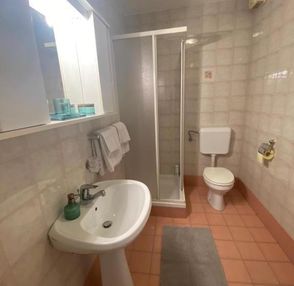 آپارتمان 1 خوابه با بالکن, B&b Vidmar, Lesce Bled