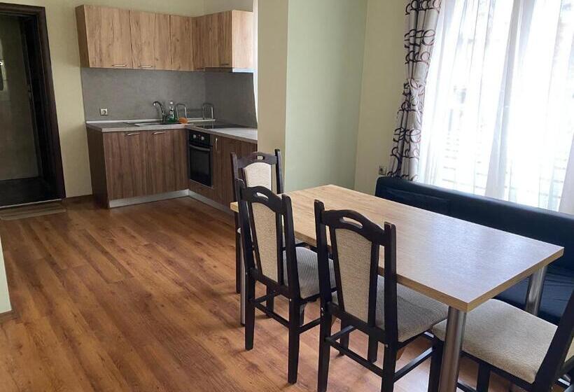 סטודיו דלוקס, Kot Garden Guest House