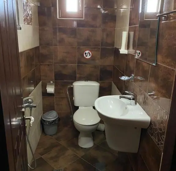 اتاق اکونومی, Kot Garden Guest House