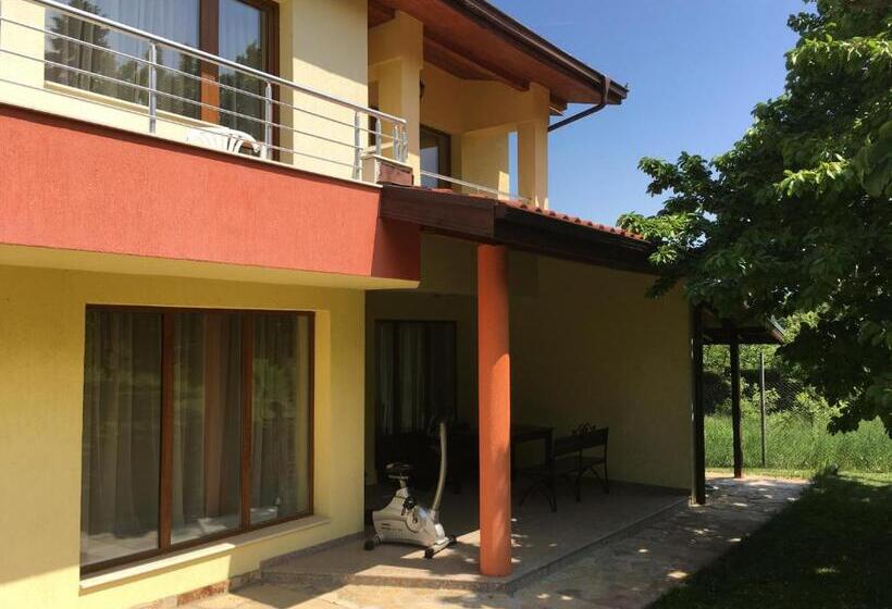 וילה דלוקס חדר שינה 1, Kot Garden Guest House