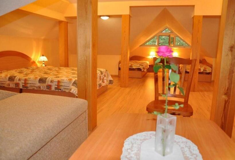 اتاق استاندارد چهار تخته, Vila Krantas