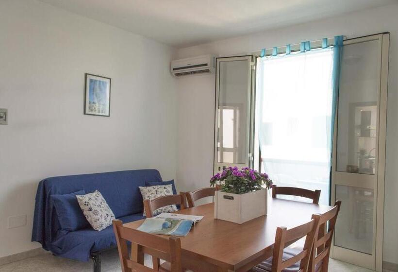 דירת שלושה חדרים, Residence La Poesia   Direzione Salento