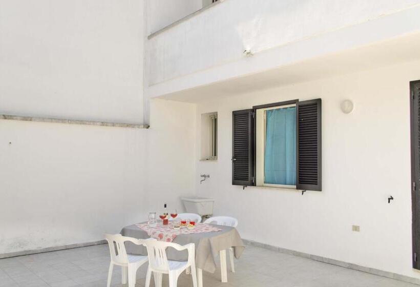 דירת חדר בקומת קרקע, Residence La Poesia   Direzione Salento