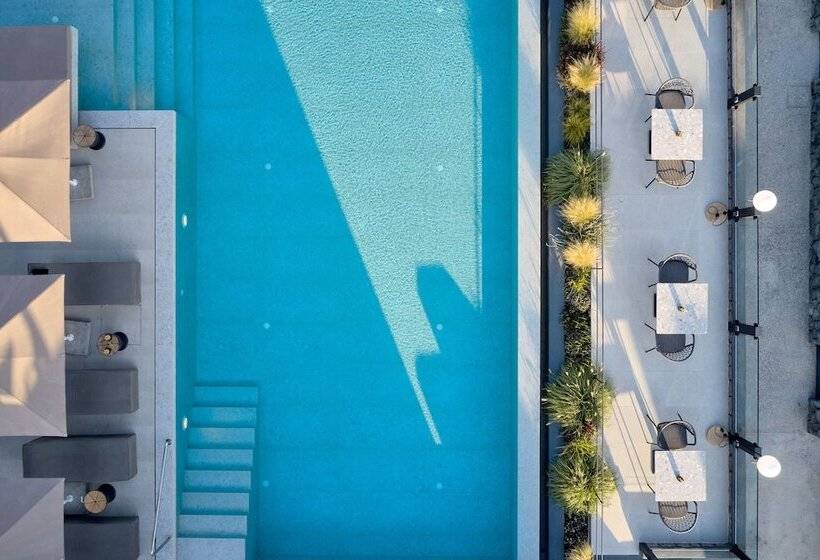 Полулюкс Вид на Бассейн, Alleys All Suite Hotel & Spa