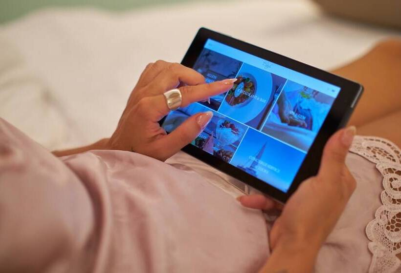 Полулюкс Вид на Бассейн, Alleys All Suite Hotel & Spa