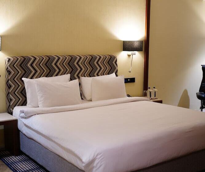 غرفة ديلوكس, Babylon Capital