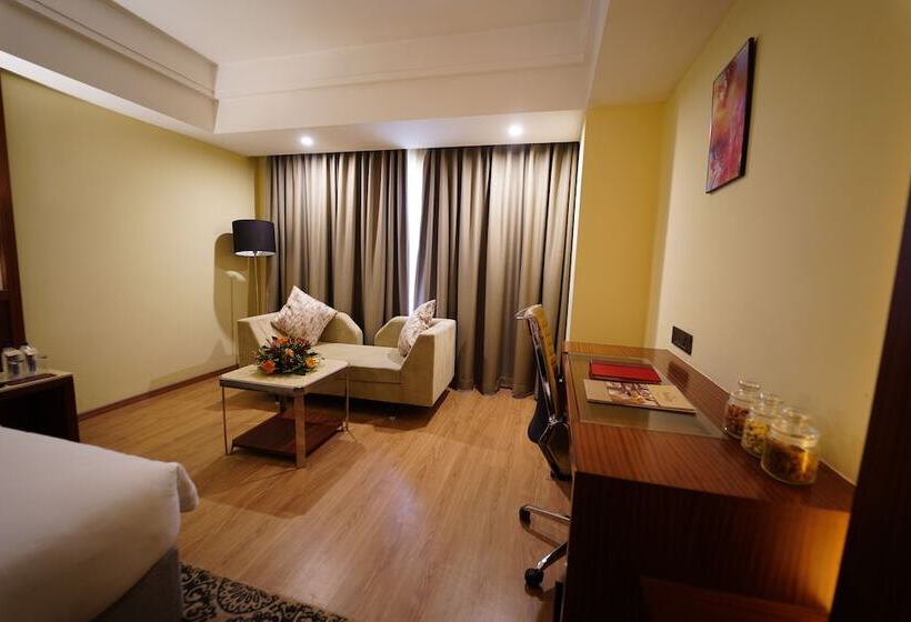 غرفة ديلوكس, Babylon Capital