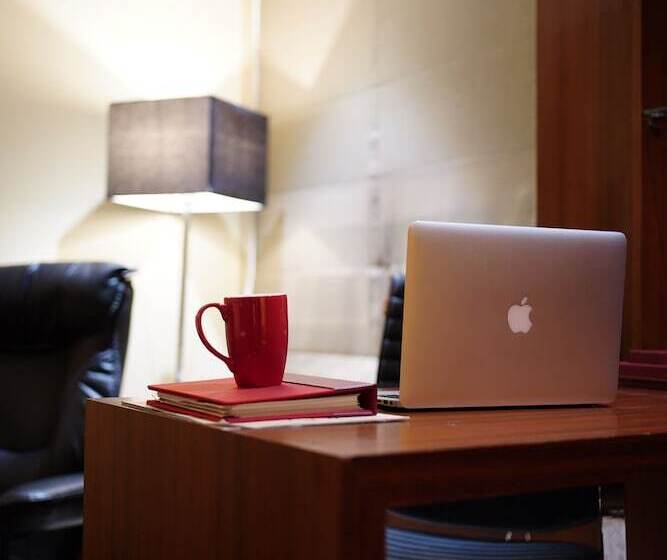 غرفة ديلوكس, Babylon Capital