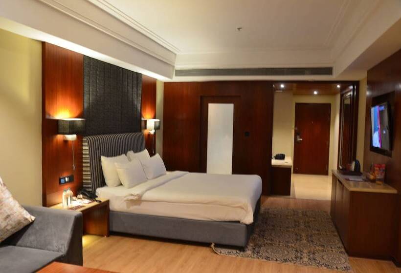 غرفة ديلوكس, Babylon Capital