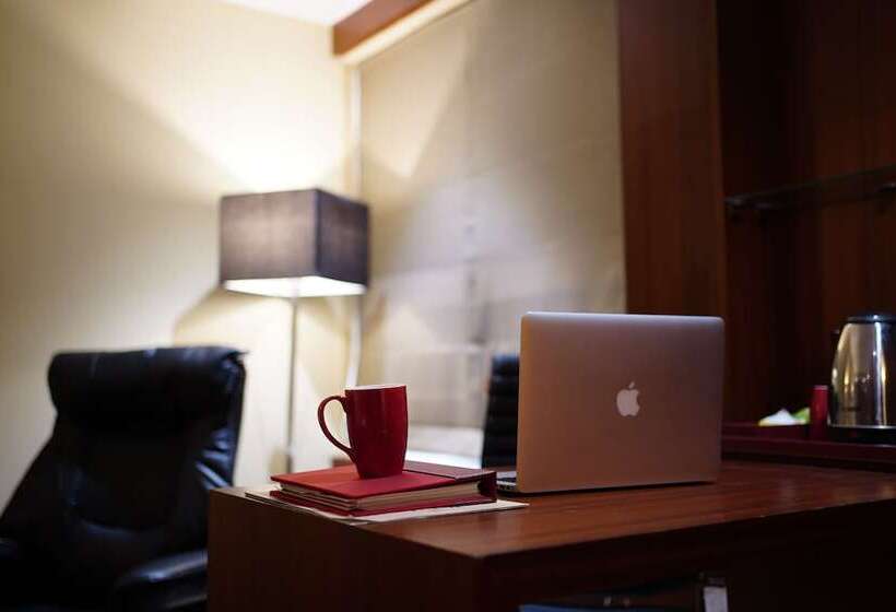 غرفة ديلوكس, Babylon Capital