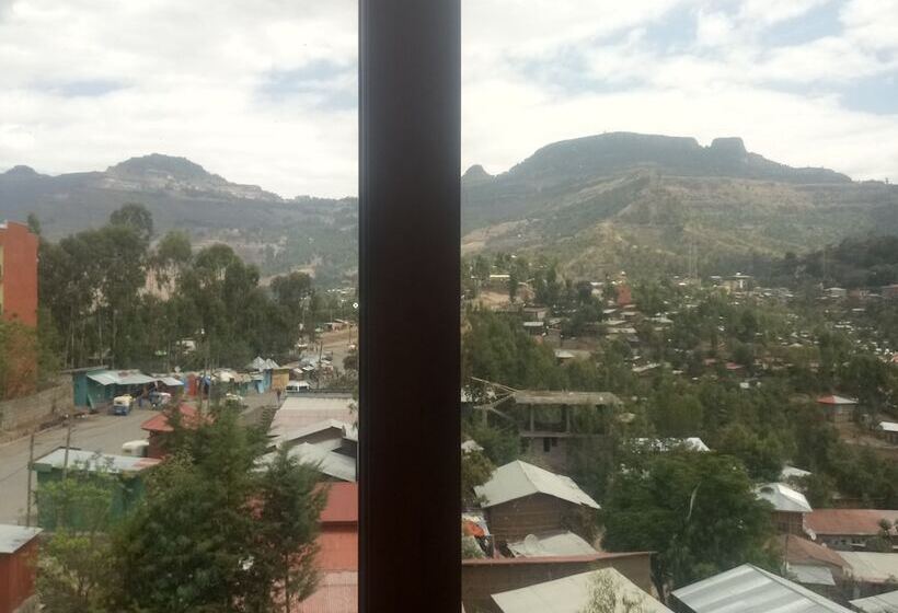 اتاق لوکس سه تخته, Honey Land Hotel Lalibela