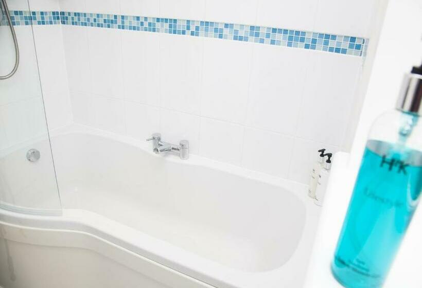 Standardrum, Trevose House