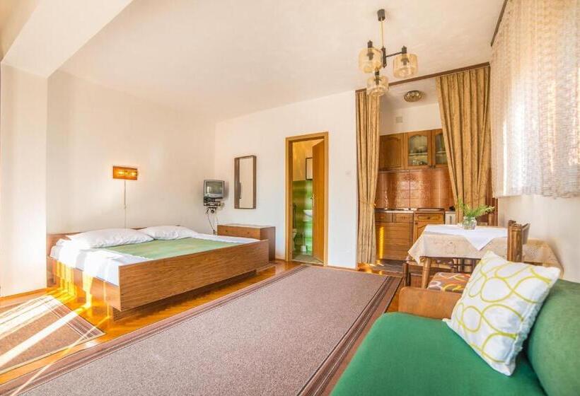 침실 1개 아파트, Apartments Antić 4255