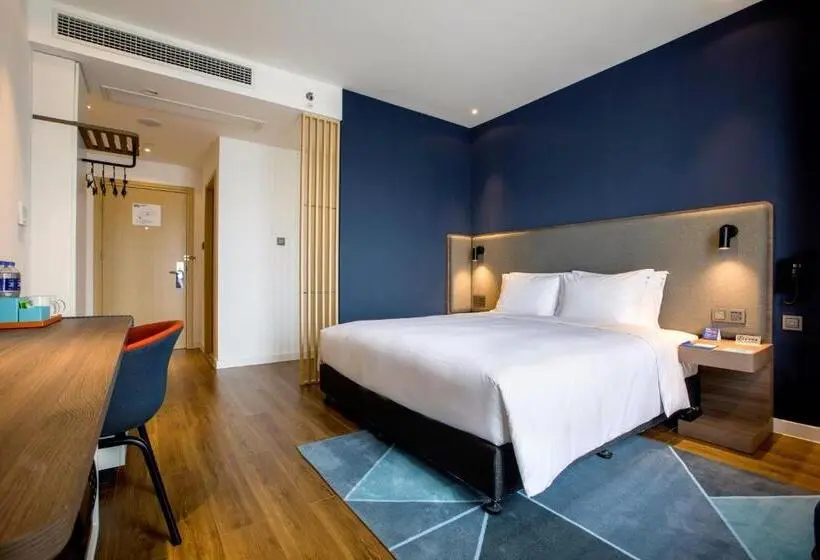 身障者適用キングサイズベッドルーム, Holiday Inn Express Zhangjiagang Free Trade Zone, An Ihg