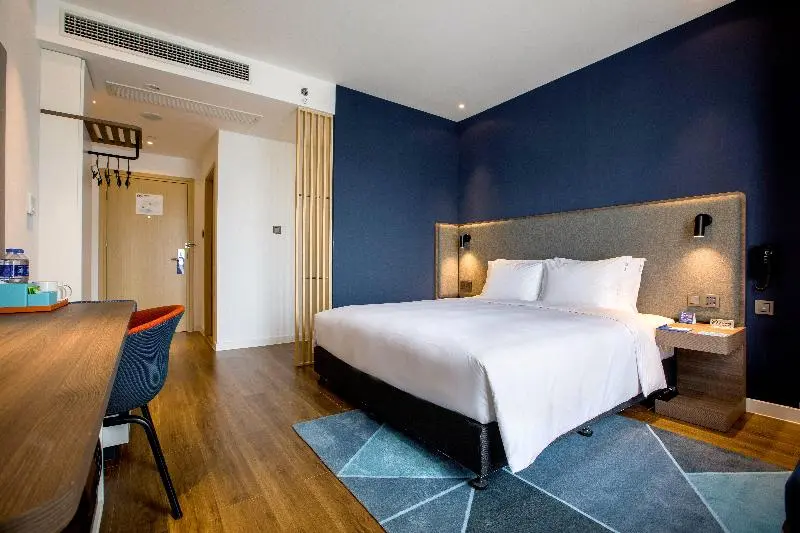 身障者適用キングサイズベッドルーム, Holiday Inn Express Zhangjiagang Free Trade Zone, An Ihg