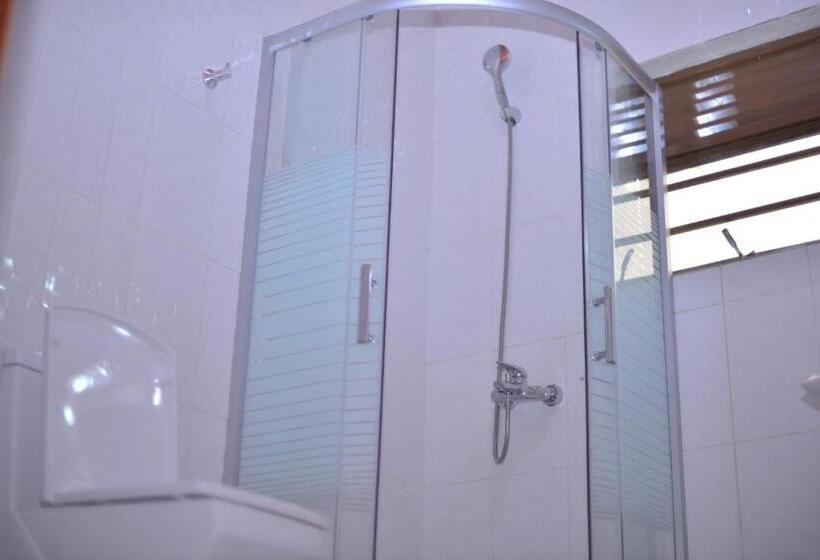 اتاق لوکس, Igitego