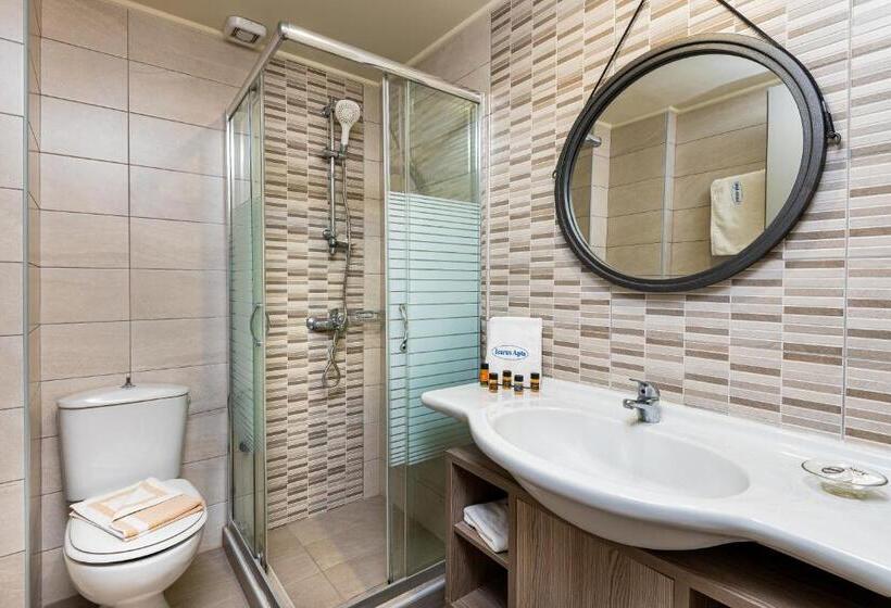 1 Bedroom Apartment with Views, Icarus Apartments